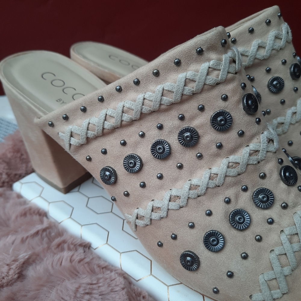 Coconuts Dream Big Studded Embroidered Chunky Mules Heels Spring Summer NEW - Picture 8 of 10